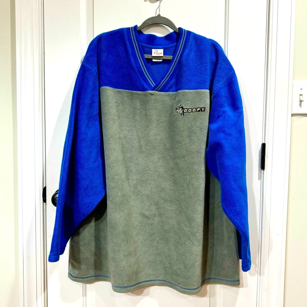 Disney Store Vintage 1990s Goofy V Neck Fleece Xxl